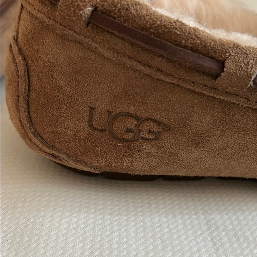 UGG Womens Brown Moccasin Shoes - Picture 3 of 8